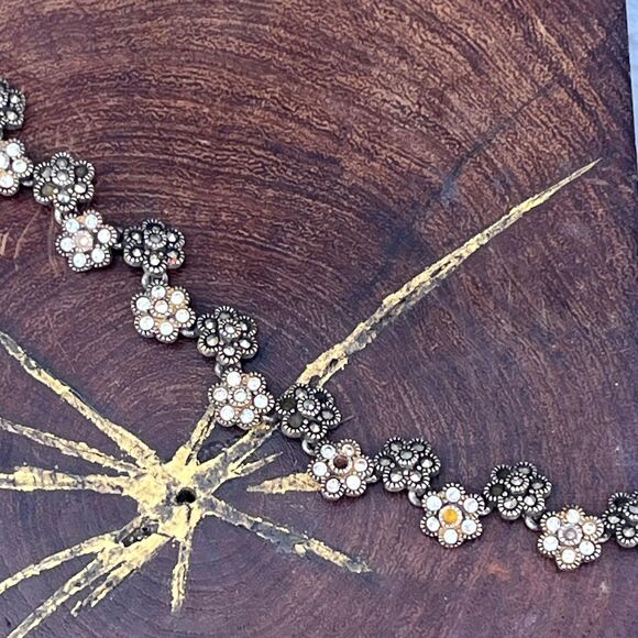 Marcasite Floral Link Bracelet in Sterling Silver Jewelry Gift - Picture 7 of 9